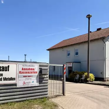 Einfahrt Gerwischer Rohstoff